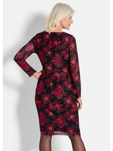 GOLDNER Kurzgröße:  Kleid aus weichem Mesh in schwarz / rot / geblümt