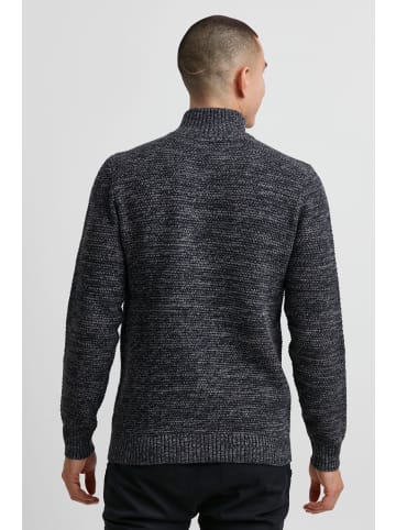 11 Project Strickpullover PRAlbanus in Blau