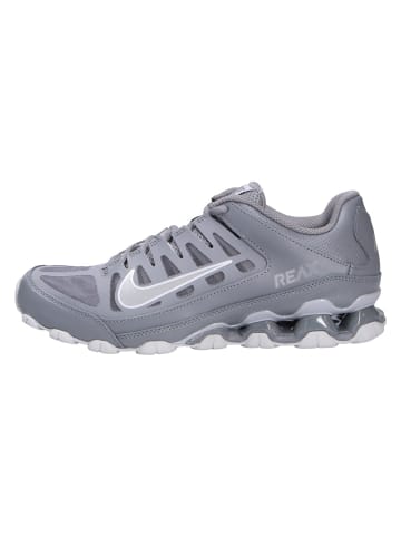Nike Sneaker REAX 8 TR in grau