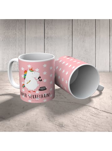 Mr. & Mrs. Panda Kindertasse Einhorn Sekretärin mit Spruch in Rot Pastell