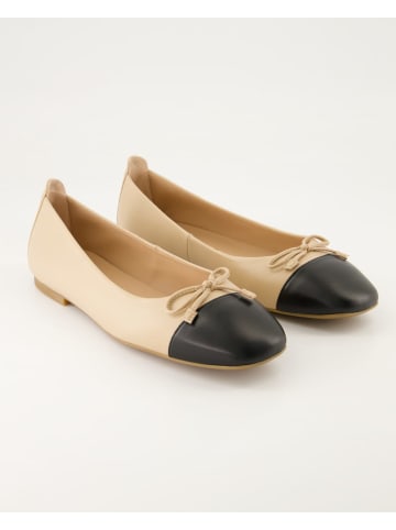 Unisa Ballerinas in Beige