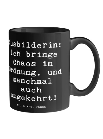 Mr. & Mrs. Panda Pott Spruch Ausbilderin Chaos Ordnung mit Spruch in Schwarz
