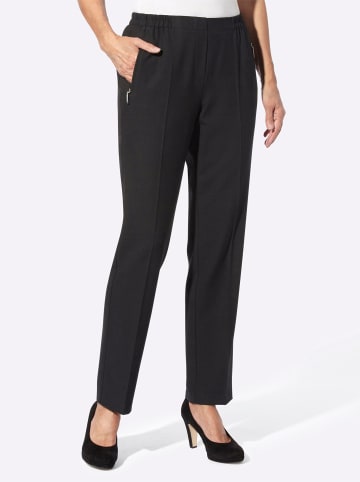 Adelina Hose in schwarz