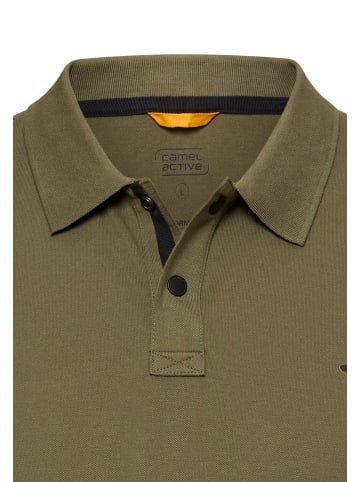Camel Active Poloshirt mit Kontrastdetails in Olivgrün