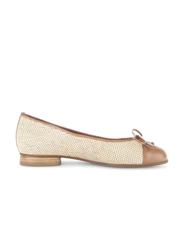 Gabor Elegante Ballerinas in beige