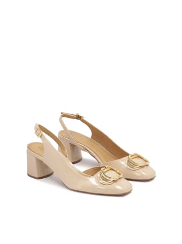 Kazar Pumps in Beige