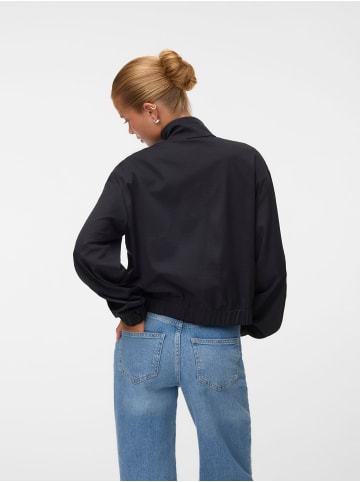 Vero Moda Jacke in Black