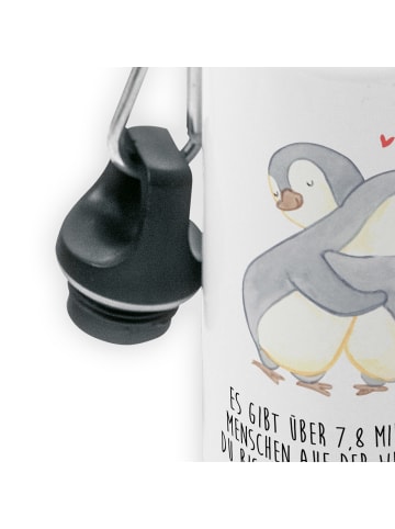 Mr. & Mrs. Panda Kindertrinkflasche Pinguine Kuscheln mit Spruch in Weiß