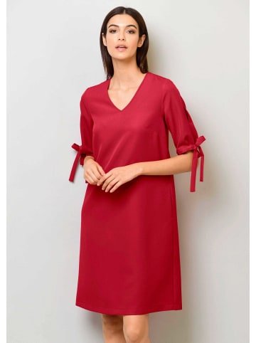 Alba Moda Elegantes Freizeitkleid mit Schlitz in rot