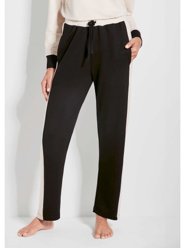 GOLDNER Kurzgröße: Sportive, bequeme Viskose-Stoffhose in schwarz / beige