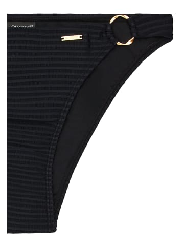 Protest " MIXGayler in True Black