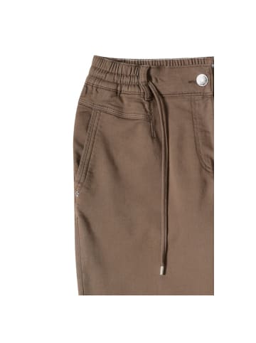 Cecil Hose in coffee taupe