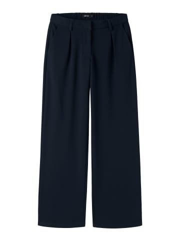 name it Hose in Dark Sapphire1