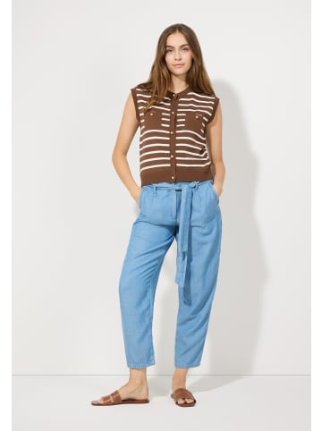 More & More Strickweste in knit stripes sweet toffee offwhite