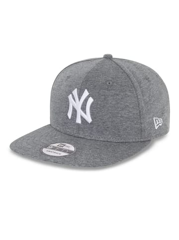 NEW ERA 9FIFTY Snapback Cap mit gesticktem Logo in Grau-2