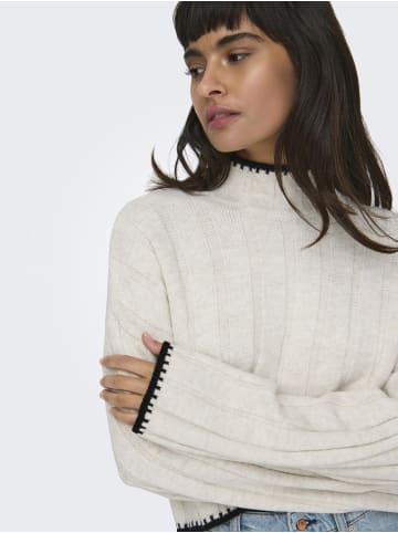 ONLY Strickpullover gerippt Langarm kurz tiefe Schultern in Weiß