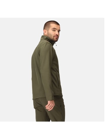 Regatta Softshelljacke Cera V in grün