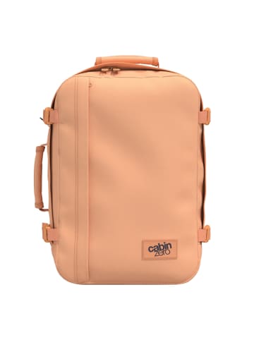 Cabinzero Adventure 124 Daypack 45 cm Laptopfach in sunny day