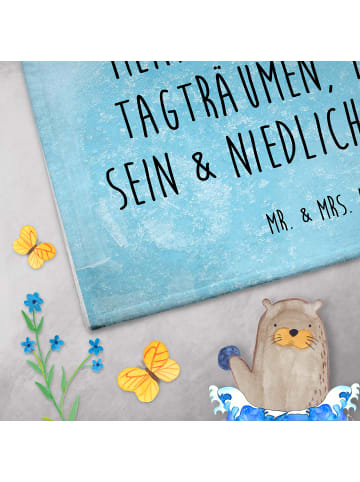 Mr. & Mrs. Panda Handtuch Pinguin Angler mit Spruch in Eisblau