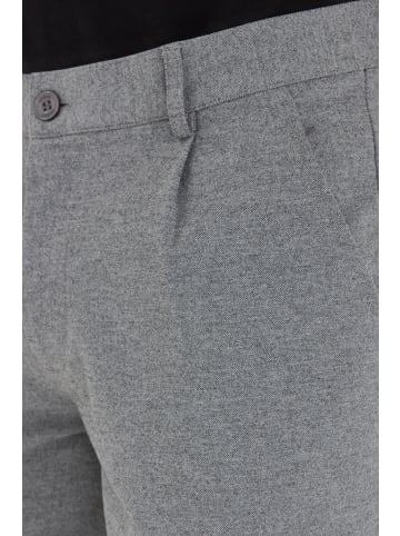 CASUAL FRIDAY Chinoshorts CFJanis in Grau