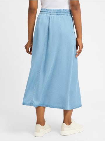 More & More Rock in light stone