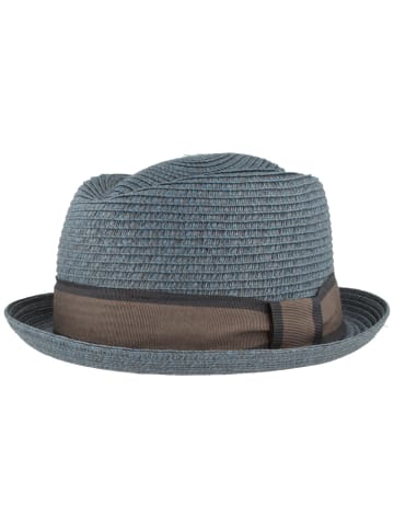 Strohhut in blau