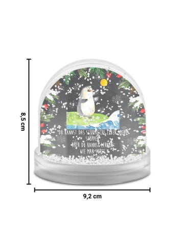 Mr. & Mrs. Panda Weihnachts Schneekugel Pinguin Surfer mit Spruch in Kreidetafel
