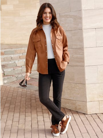 Sieh an! Lederimitat-Blusenjacke in cognac