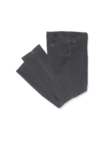 BRAX  Straight Leg Jeans in rot