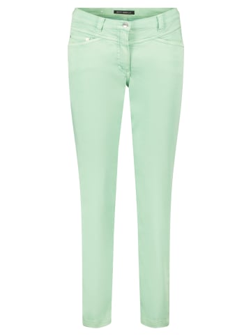 Betty Barclay Casual-Hose Slim Fit in Greengage