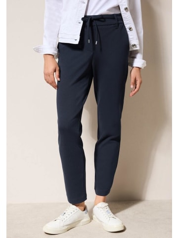 Cecil Hose in universal blue