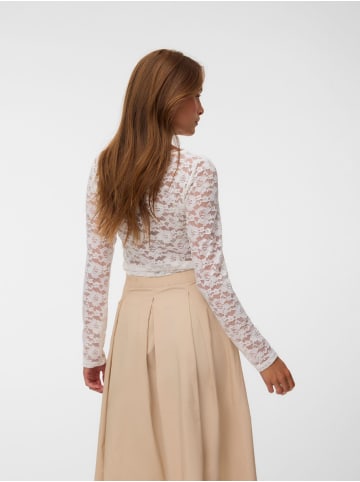 Vero Moda Top in Star White