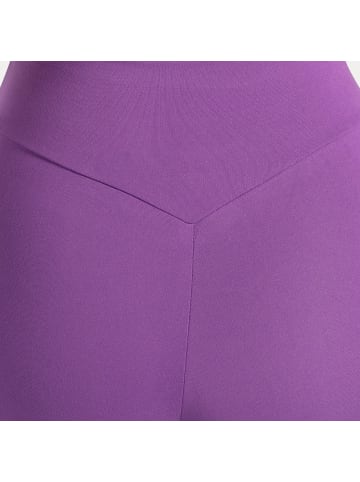 SMILODOX Shorts Veyra in Lila