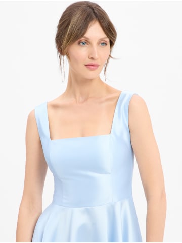 Marie Lund Kleid in hellblau - 0001