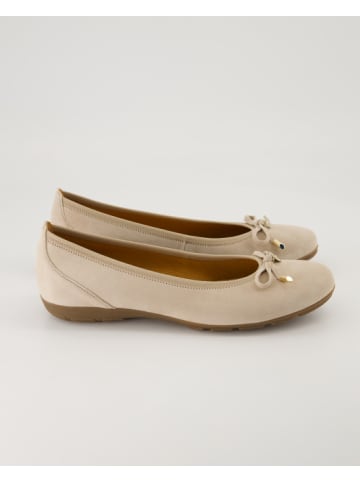 Gabor Flache Schuhe in Beige