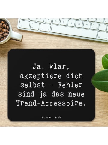 Mr. & Mrs. Panda Mauspad Spruch Selbstakzeptanz Trend mit Spruch in Schwarz