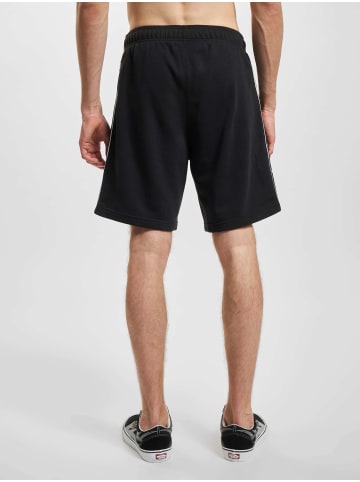 Champion Cargo Shorts in black