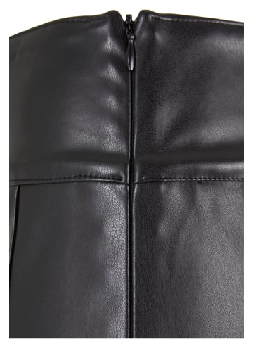 Urban Classics Röcke in black