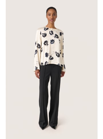 Soaked in Luxury Langarm-Bluse SLErwina Gerade Passform in Black and White Flower Print