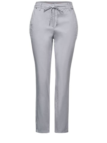 Cecil Hose in cool silver