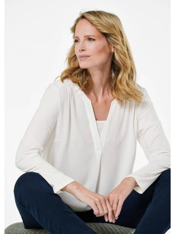 GOLDNER Kurzgröße:  Elegantes Chiffonshirt, Jersey-Details in cremeweiß