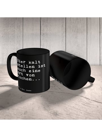 Mr. & Mrs. Panda Kakaobecher Bier kalt stellen ist... mit Spruch in Schwarz