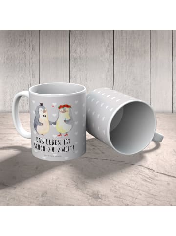 Mr. & Mrs. Panda Kindertasse Pinguin Heirat mit Spruch in Grau Pastell