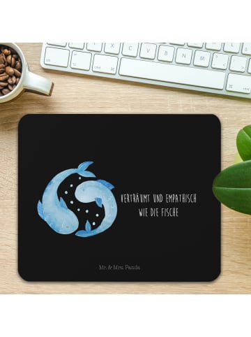 Mr. & Mrs. Panda Mauspad Sternzeichen Fische mit Spruch in Schwarz