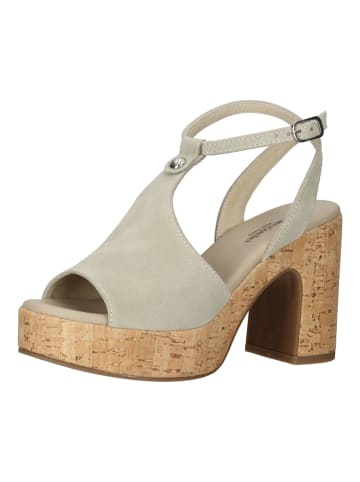 Nero Giardini Pumps in Ivory