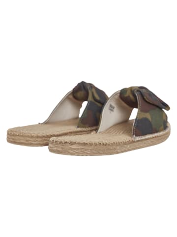 Urban Classics Sneakers in woodcamo