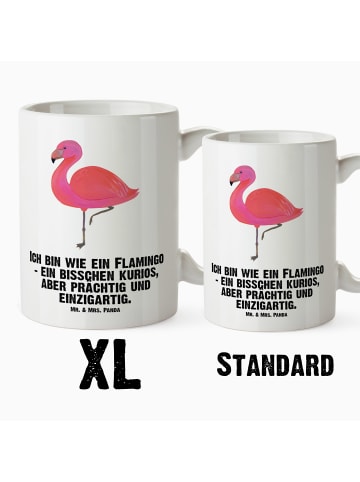 Mr. & Mrs. Panda Weiße Tasse Flamingo Classic mit Spruch in Weiß