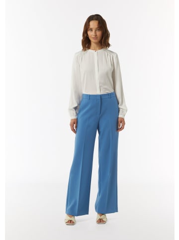 comma Hose lang in Blau