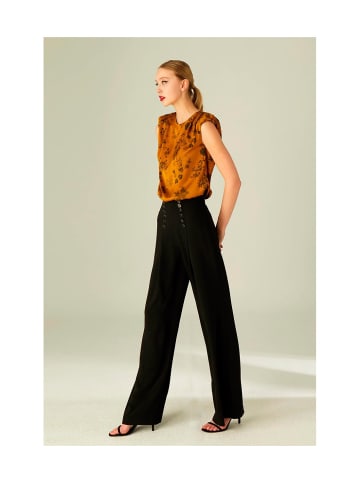 & me Hose in Schwarz