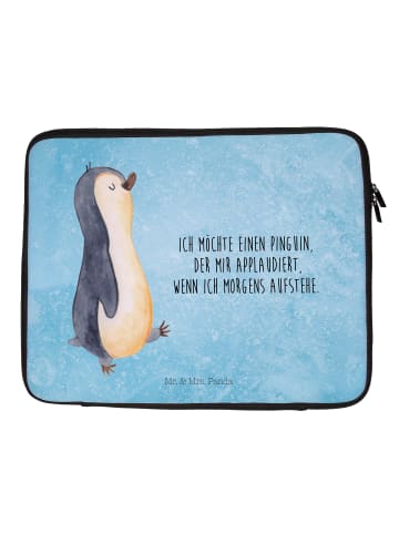Mr. & Mrs. Panda Notebook Tasche Pinguin marschieren mit Spruch in Eisblau
